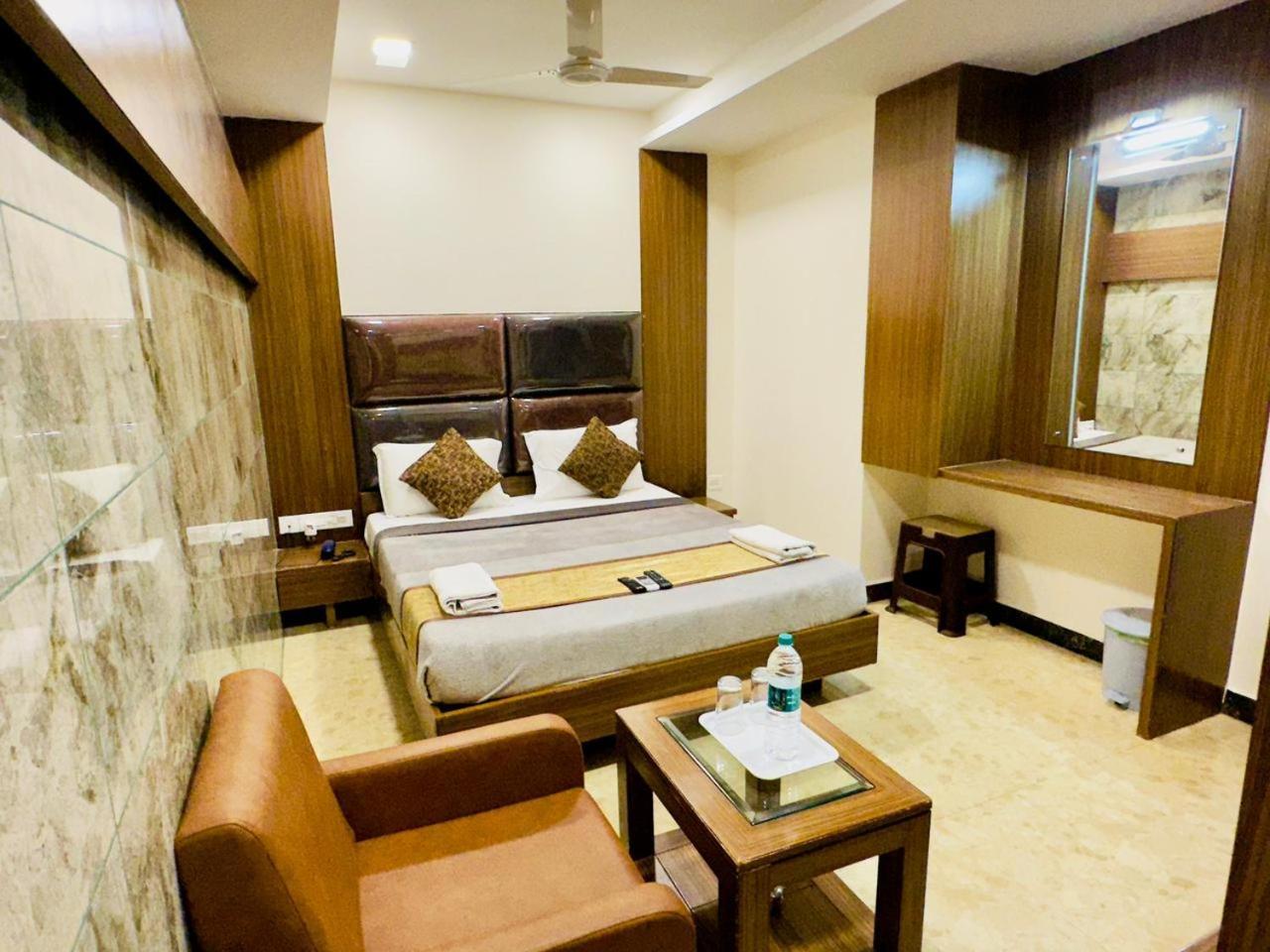 Sheraton Grande At Puratchi Thalaivar Dr Mgr Central Railway Station Csennai Kültér fotó