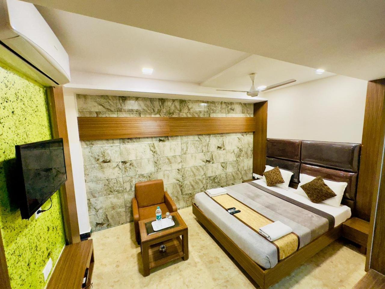 Sheraton Grande At Puratchi Thalaivar Dr Mgr Central Railway Station Csennai Kültér fotó