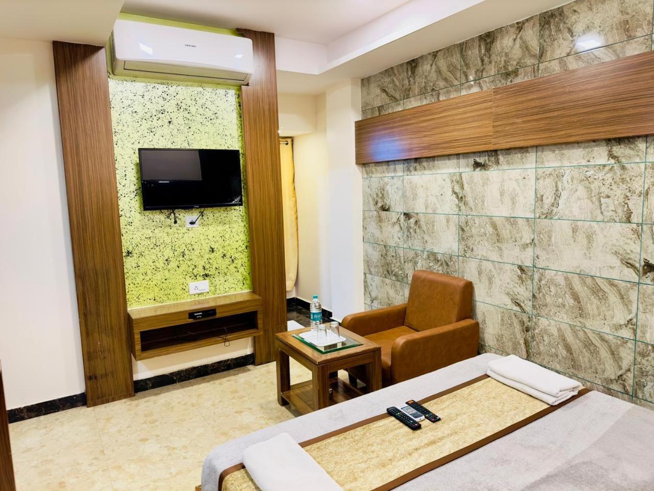 Sheraton Grande At Puratchi Thalaivar Dr Mgr Central Railway Station Csennai Kültér fotó